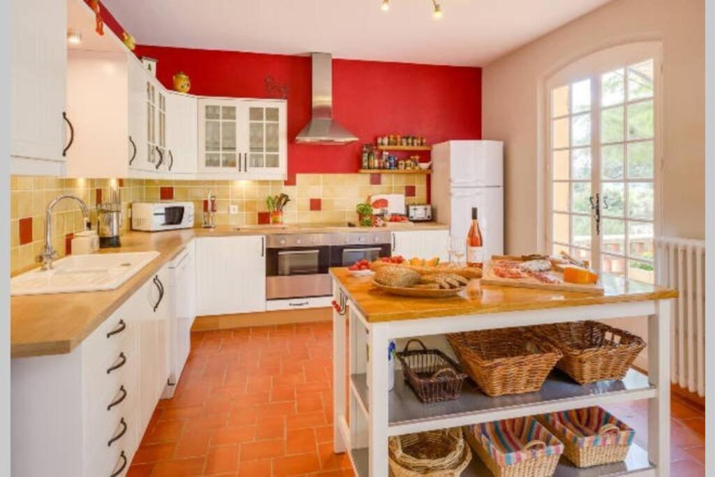 Le Clos Des Pins, Vue Mont Ventoux Roaix Экстерьер фото