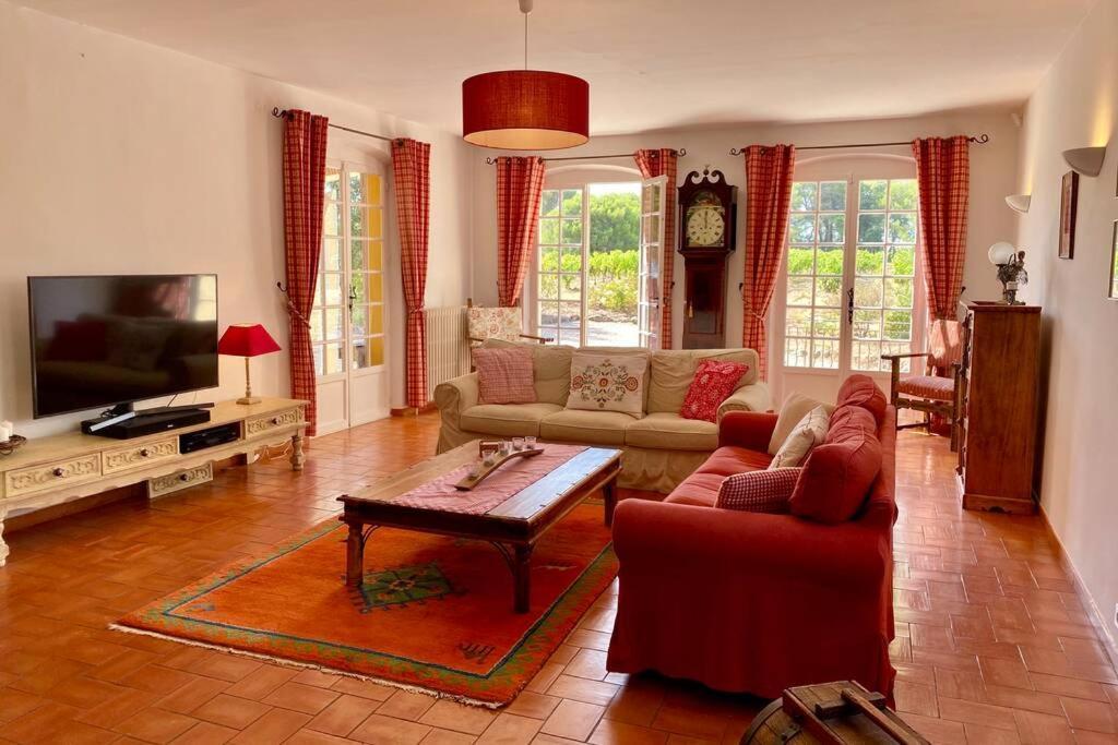 Le Clos Des Pins, Vue Mont Ventoux Roaix Экстерьер фото