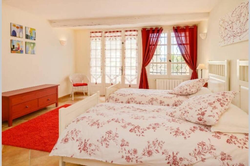 Le Clos Des Pins, Vue Mont Ventoux Roaix Экстерьер фото